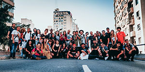 people 300 149